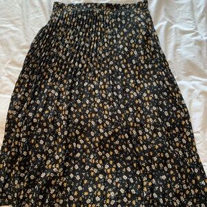 🎉Max Studio large skirt